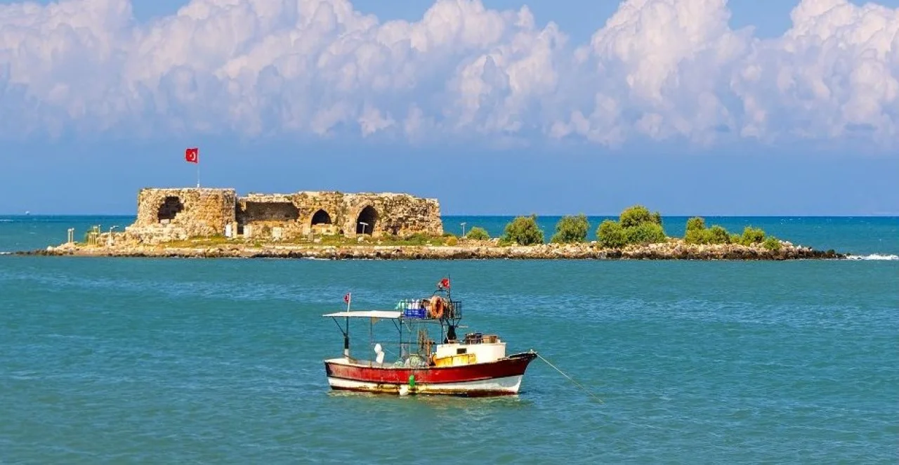 Denize Yaslanmış Bir Sakinlik: Yumurtalık