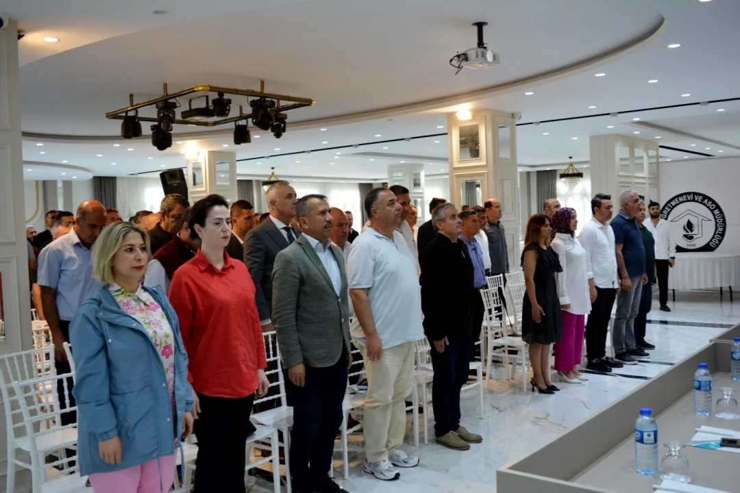 Öğretmenevi’nde Güvenlik Mesaisi: Ceyhan’da Okul Giriş ve Çıkışlarına Yakın Takip