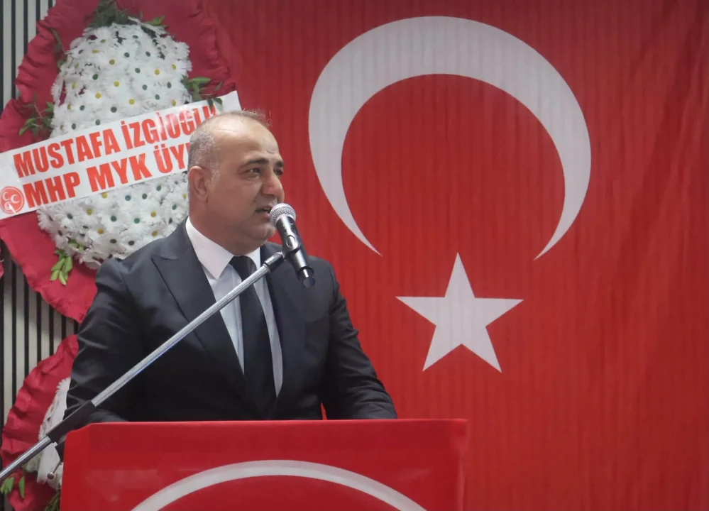 MHP'den Ayyüce Türkeş Taş'a 'Lider' Yanıtı: 